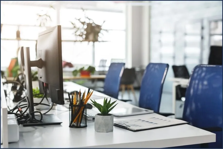 Déménagement et transfert de bureaux avec Momo Multiservices.